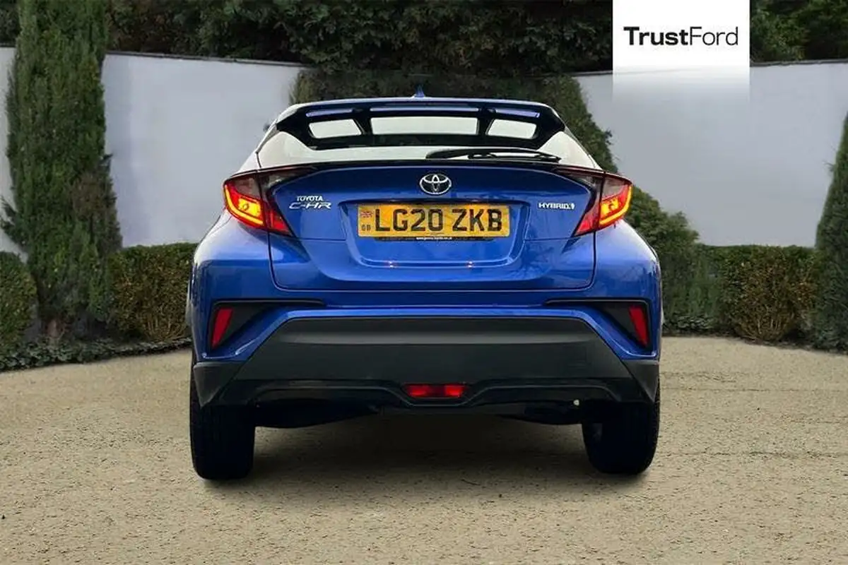 2020-toyota-c-hr-18-vvt-i-icon-parking-pack-big-6