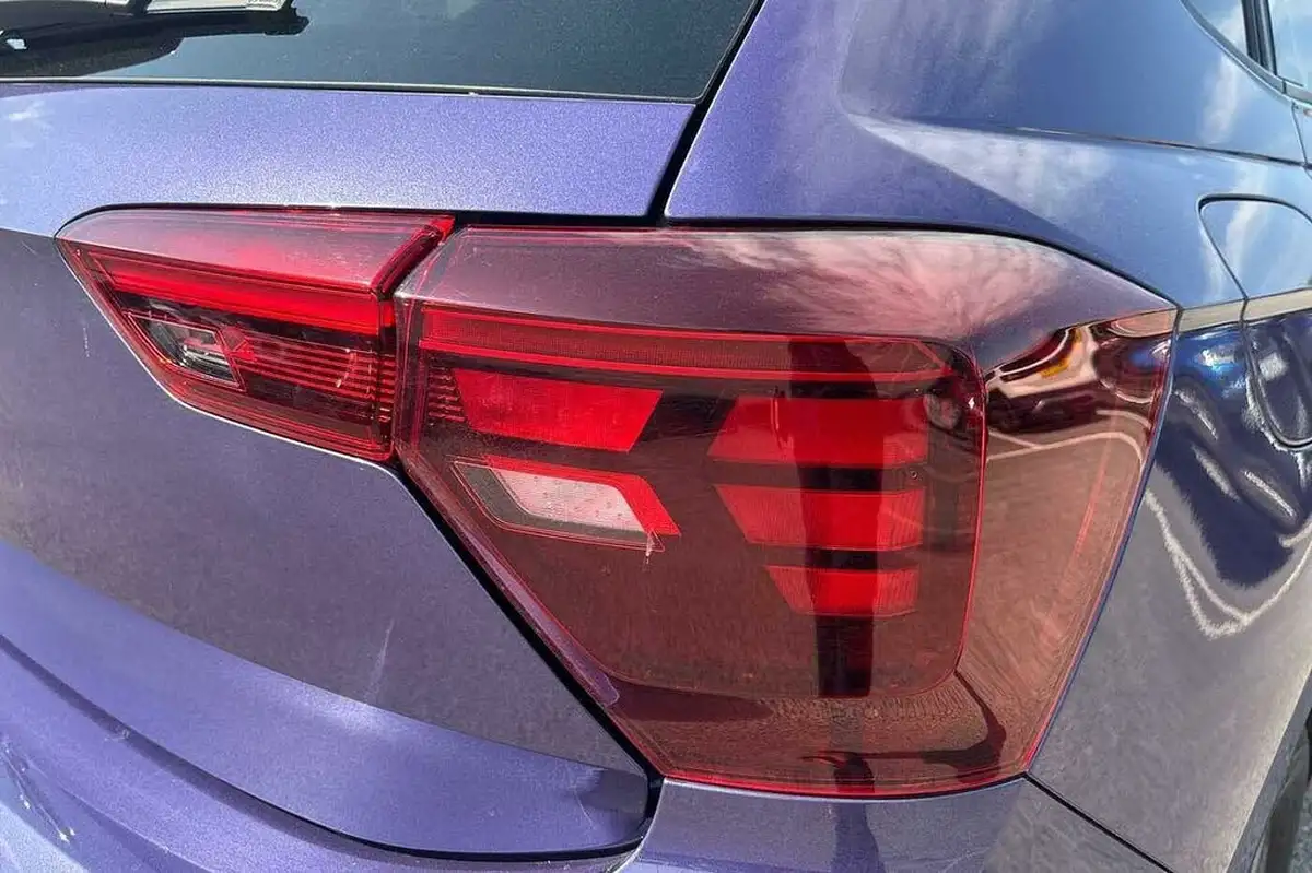 2022-volkswagen-polo-10-tsi-life-big-18