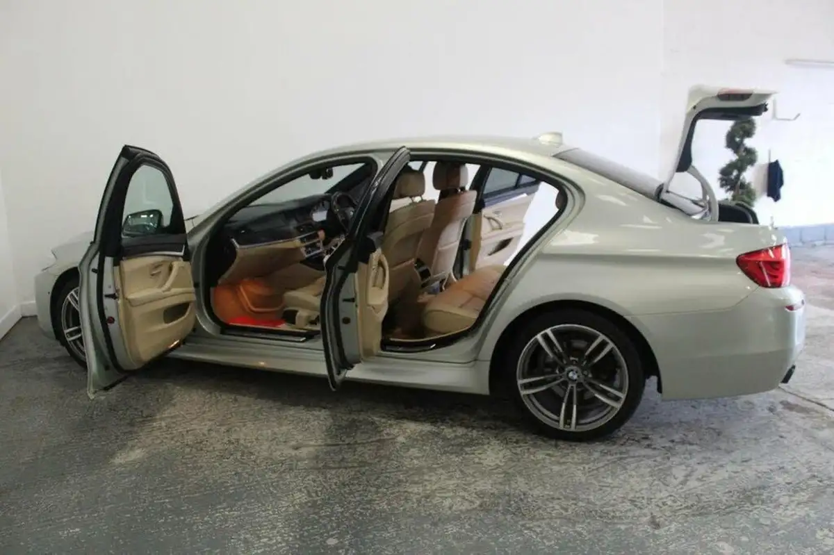 2012-bmw-5-series-20td-520d-m-sport-184bhp-blueperformance-saloon-4d-auto-big-11