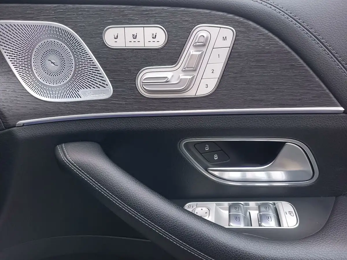 2020-mercedes-benz-gls-class-29d-gls400d-amg-line-premium-330ps-big-33