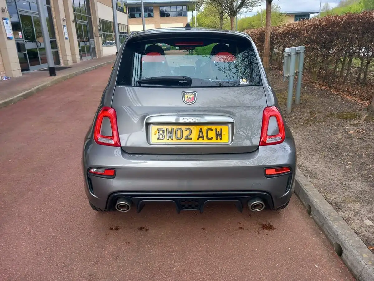 2018-abarth-595-14-tjet-big-3