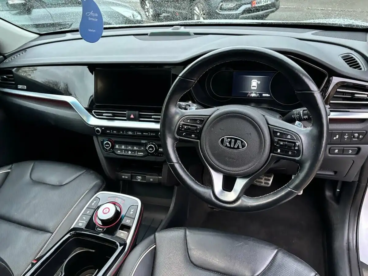 2021-kia-e-niro-ev-4-big-10