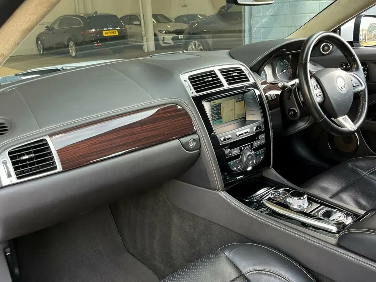 2013-jaguar-xk-50-portfolio-coupe-big-11