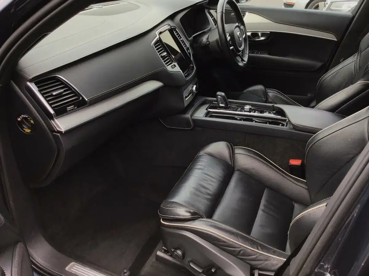 2020-volvo-xc90-20td-b5-r-design-big-25