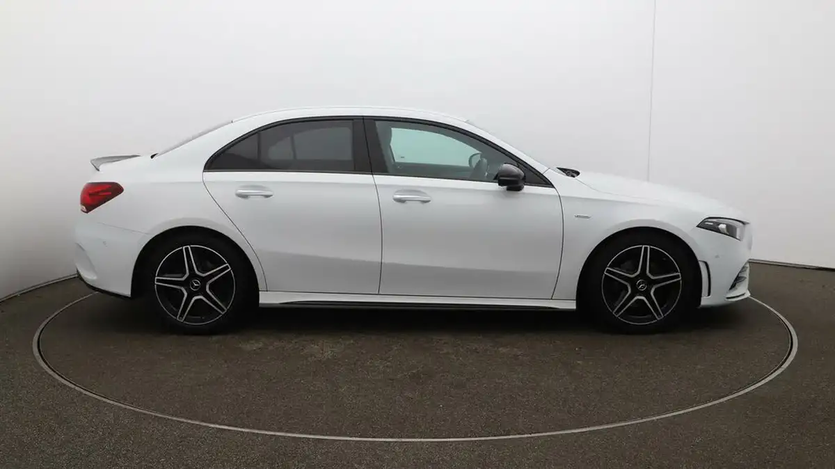 2022-mercedes-benz-a-class-13-a200-amg-line-premium-edition-saloon-4d-7g-dct-big-41