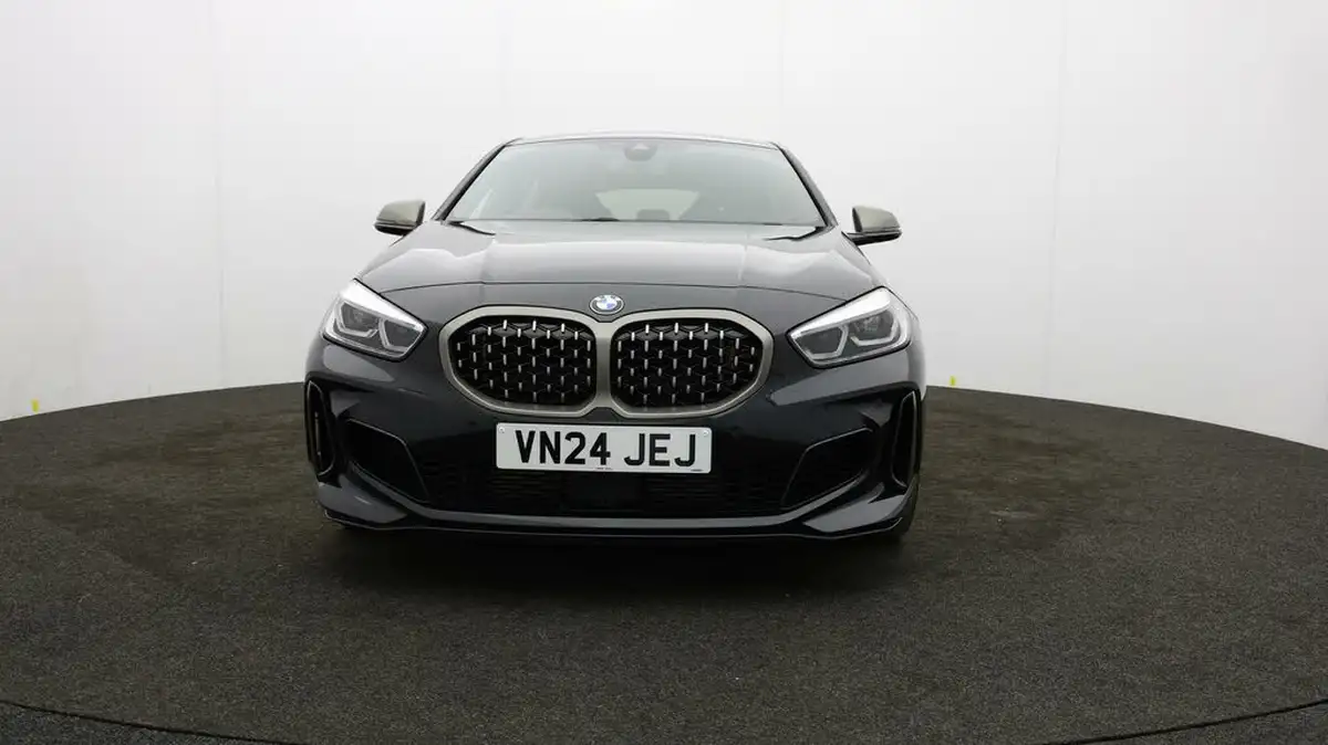 2024-bmw-1-series-20-m135i-xdrive-big-1