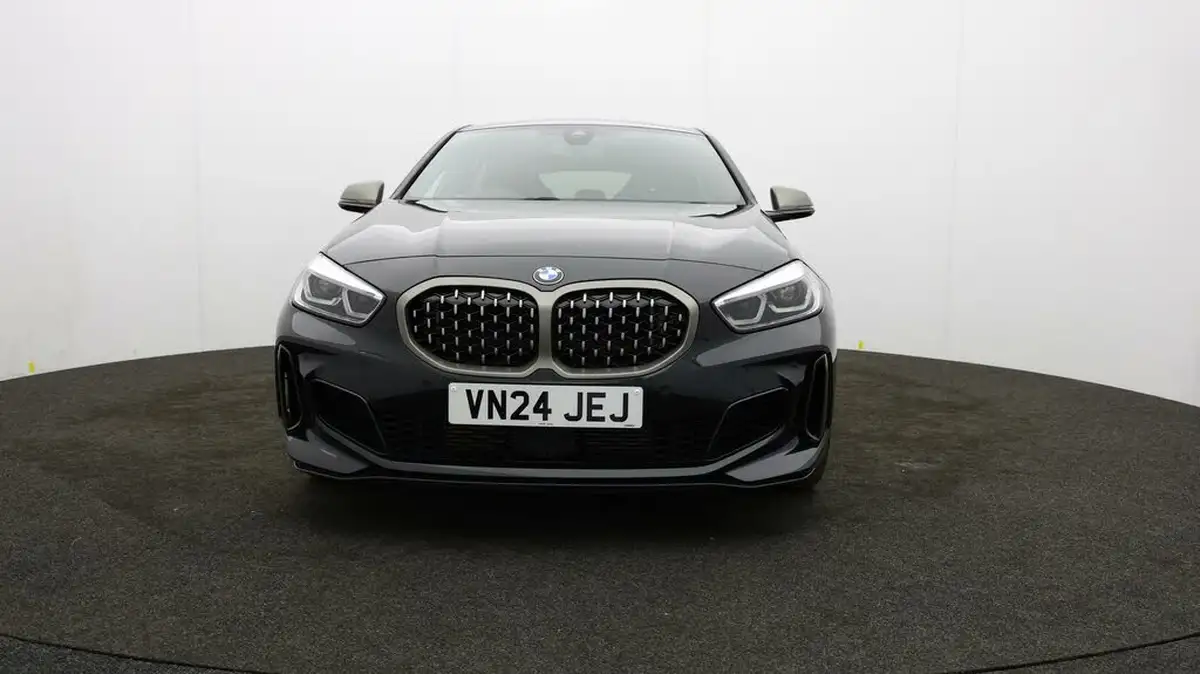 2024-bmw-1-series-20-m135i-xdrive-big-47