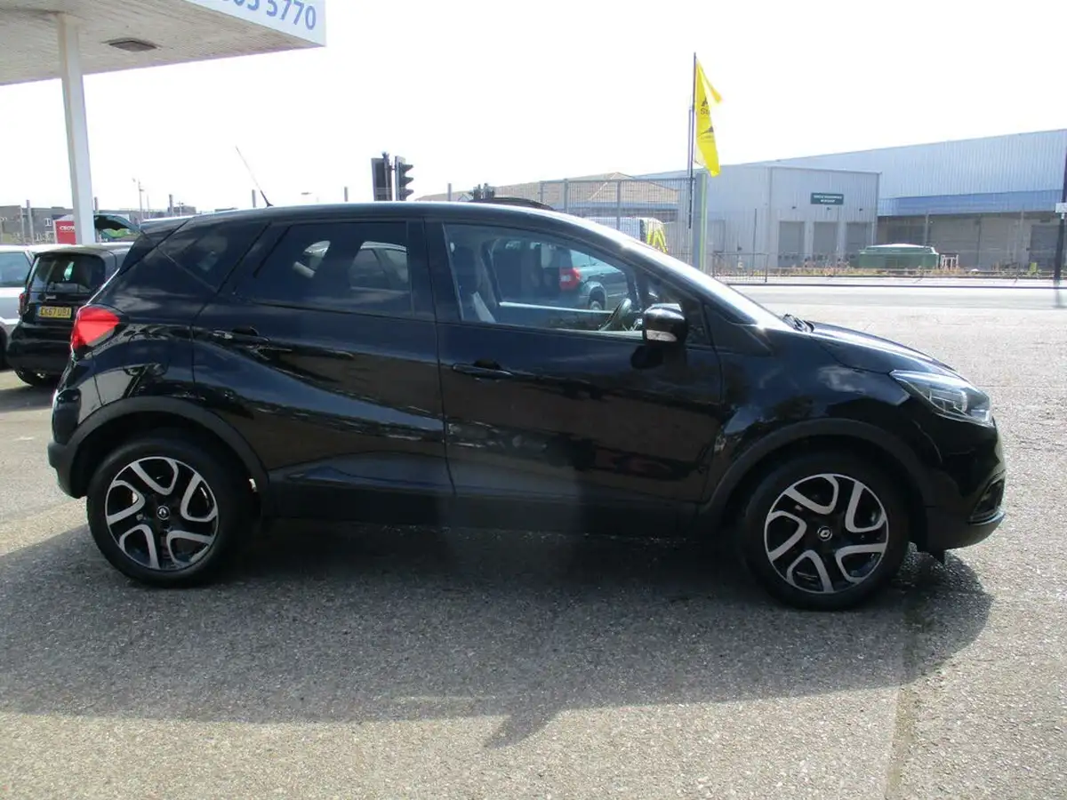 2017-renault-captur-12-tce-dynamique-s-nav-big-2