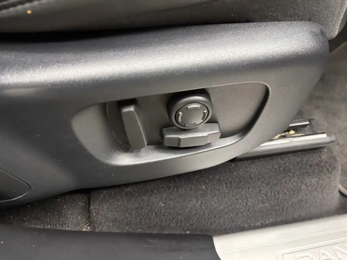 2018-land-rover-range-rover-sport-20sd4-hse-big-22