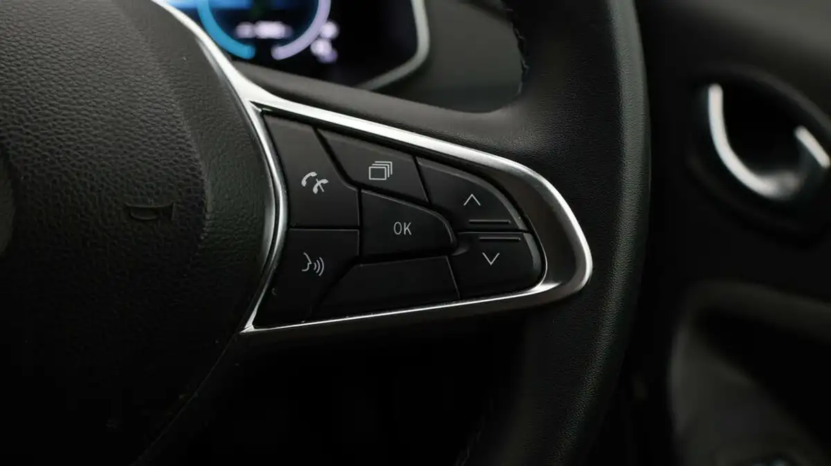 2021-renault-zoe-e-gt-line-big-25