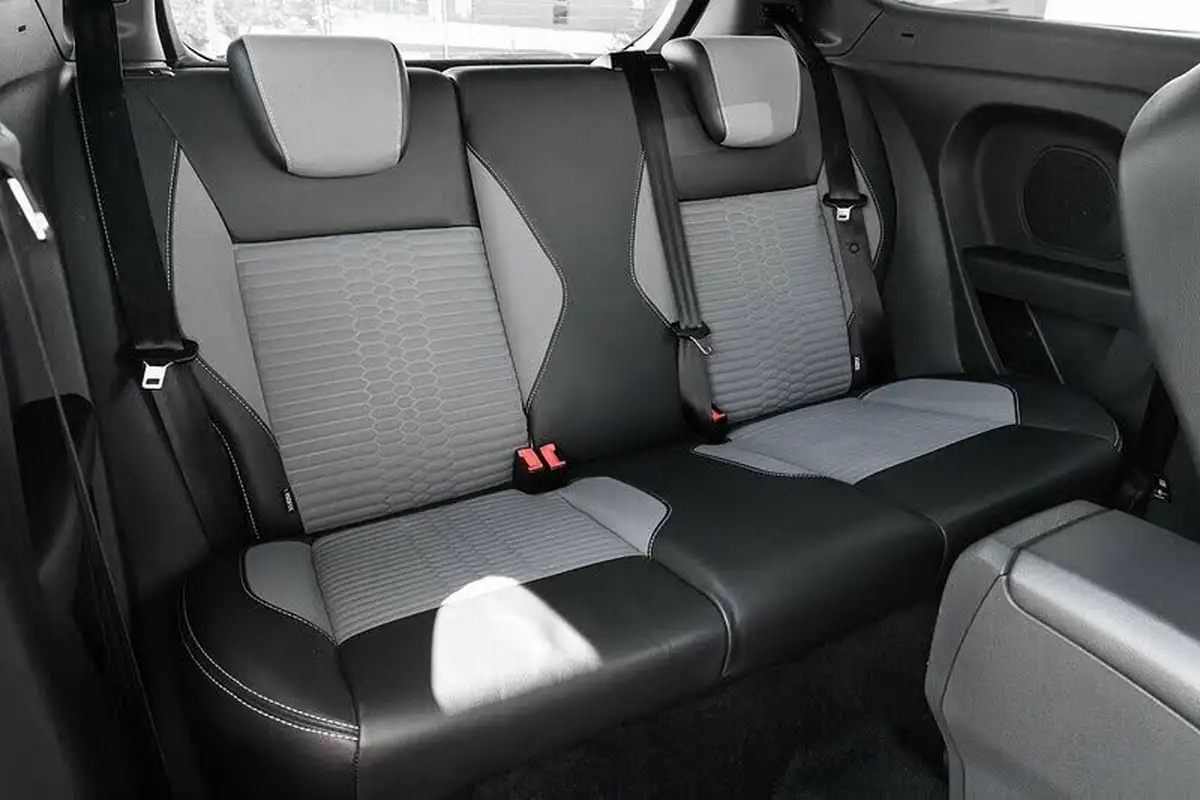 2016-ford-fiesta-16-st-3-3d-big-4