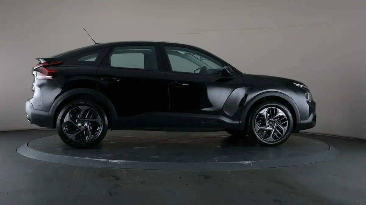 2022-citroen-c4-12-puretech-sense-plus-big-56
