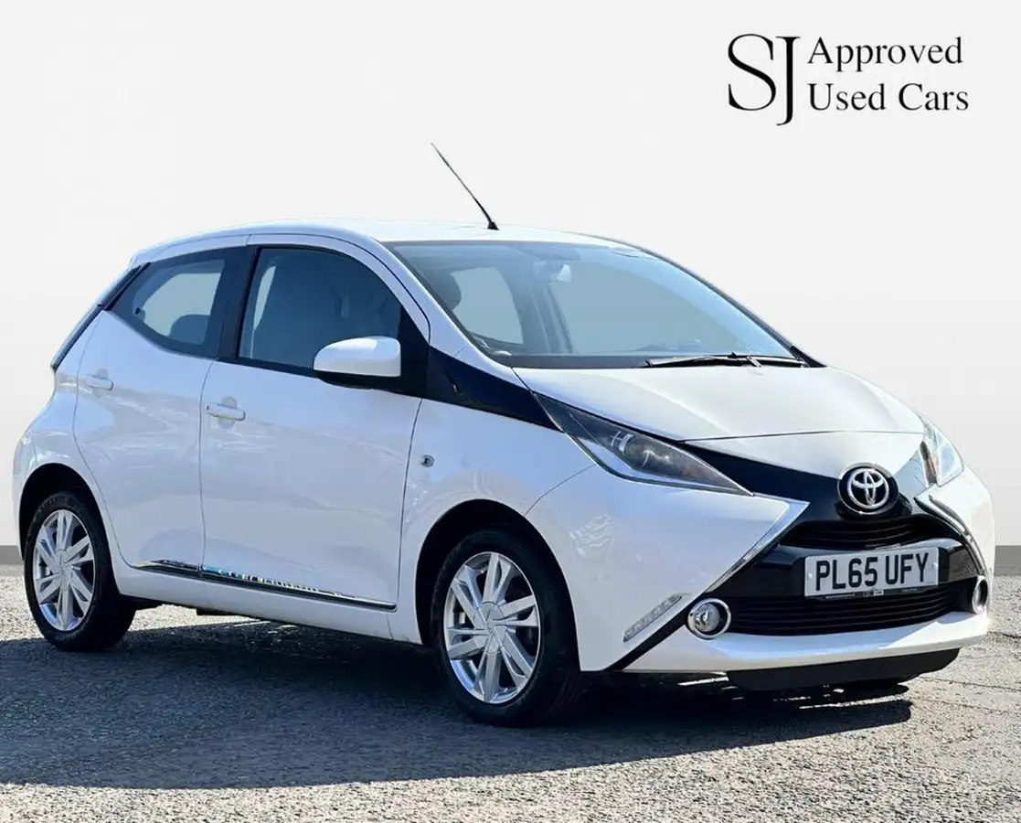 2015-toyota-aygo-10-vvt-i-x-pression-5d-big-0