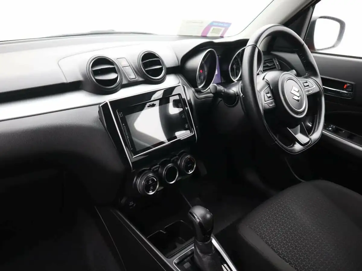 2021-suzuki-swift-12-dualjet-sz5-cvt-big-8