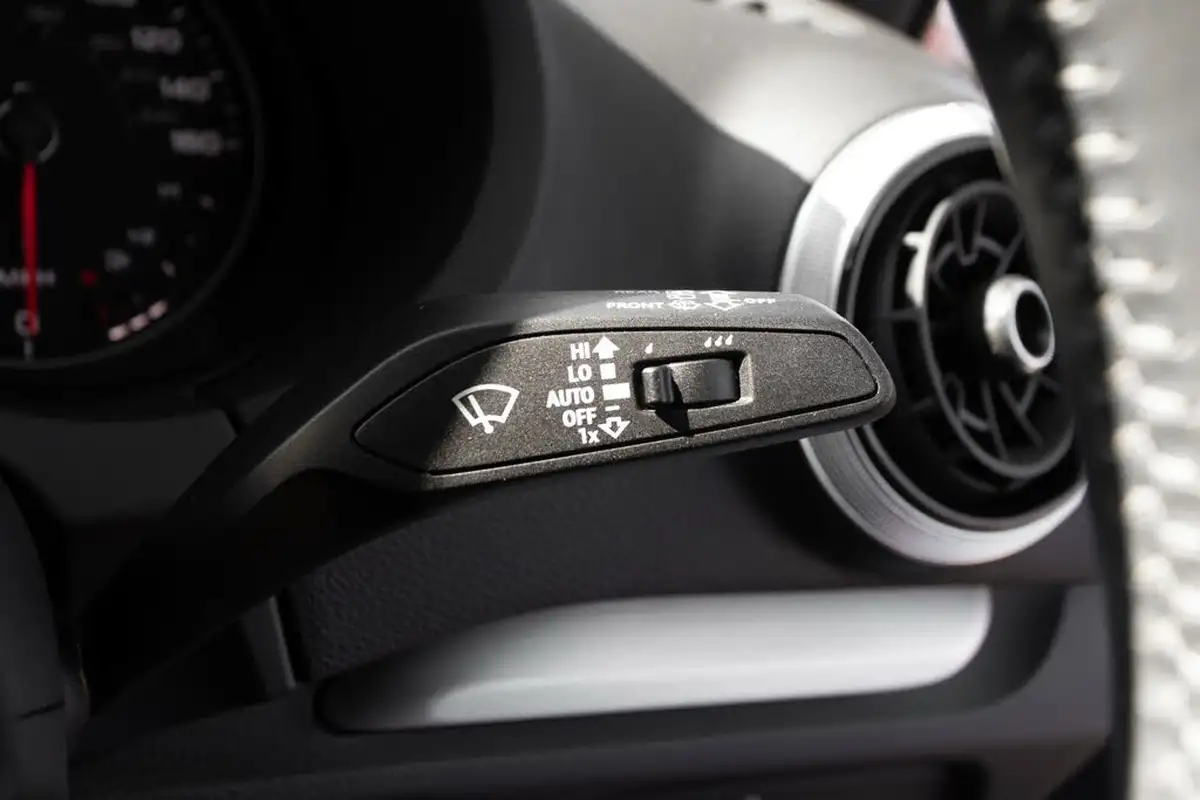 2019-audi-a3-15-35-tfsi-s-line-cod-ss-sportback-5d-big-17