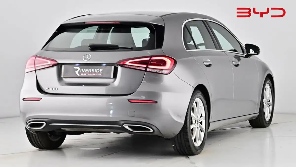 2019-mercedes-benz-a-class-13-a180-sport-hatchback-5d-1332cc-7g-dct-big-14