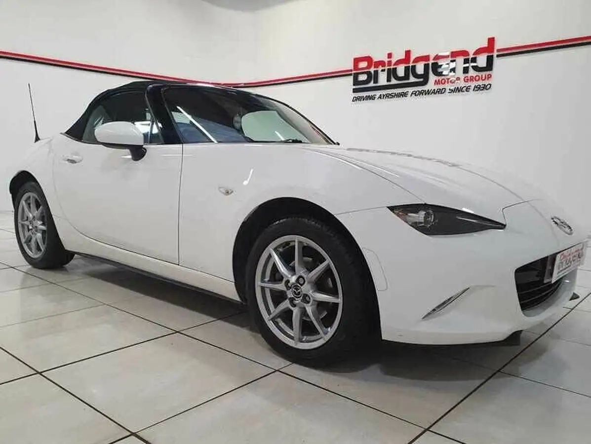 2016-mazda-mx-5-15-se-big-0