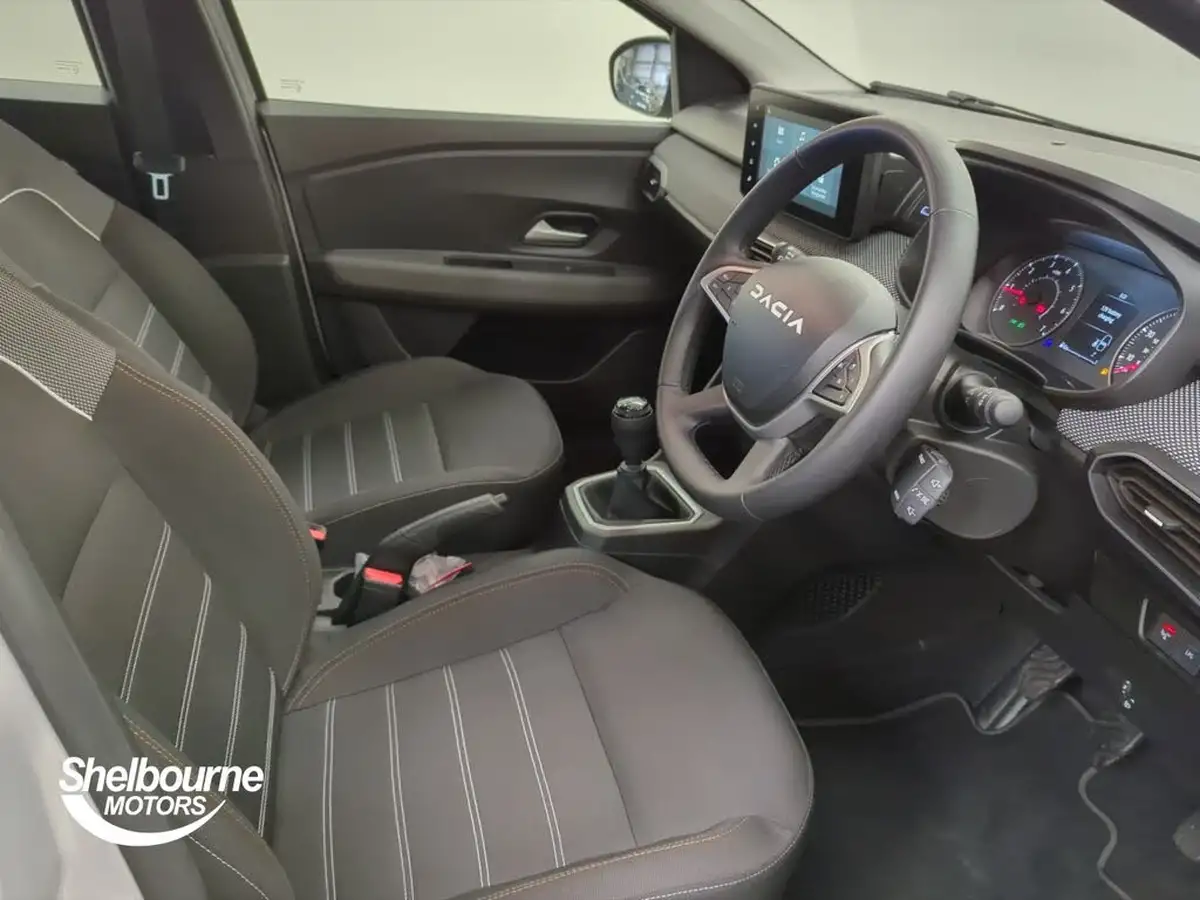 2024-dacia-sandero-stepway-10-tce-expression-100bhp-bi-fuel-big-2