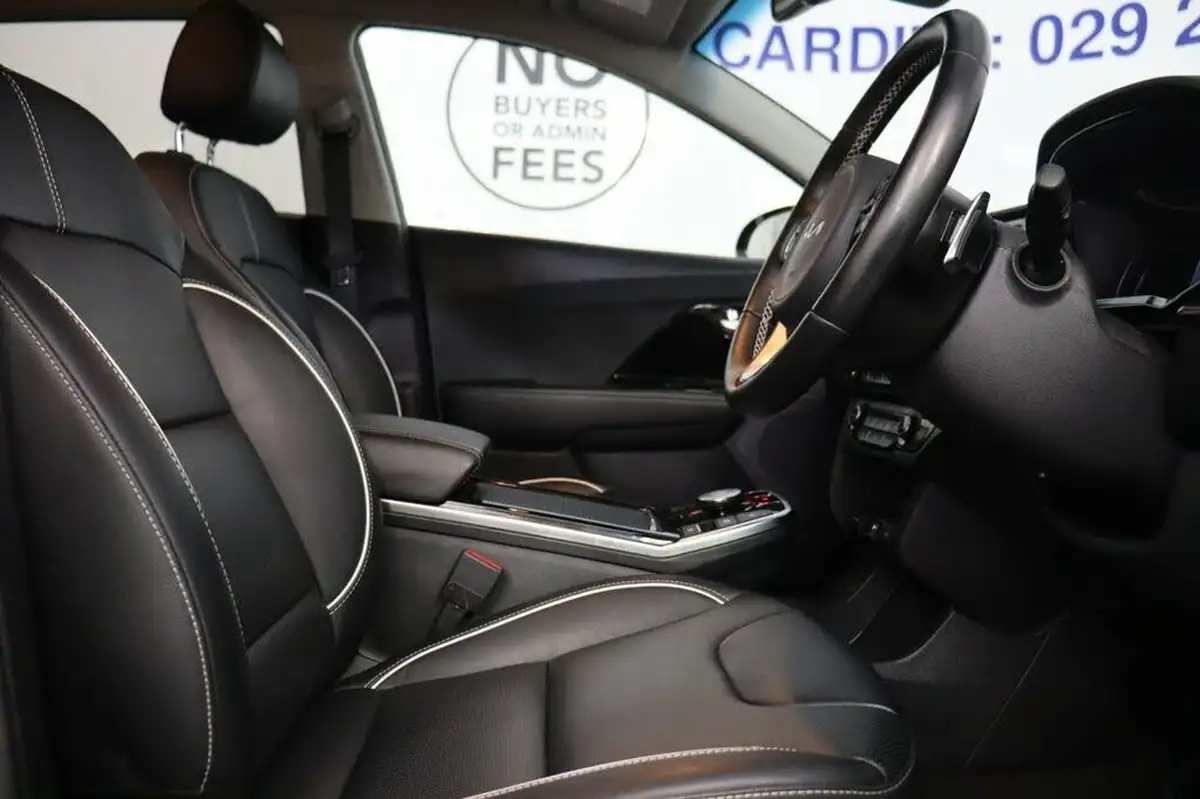 2021-kia-e-niro-ev-3-big-16