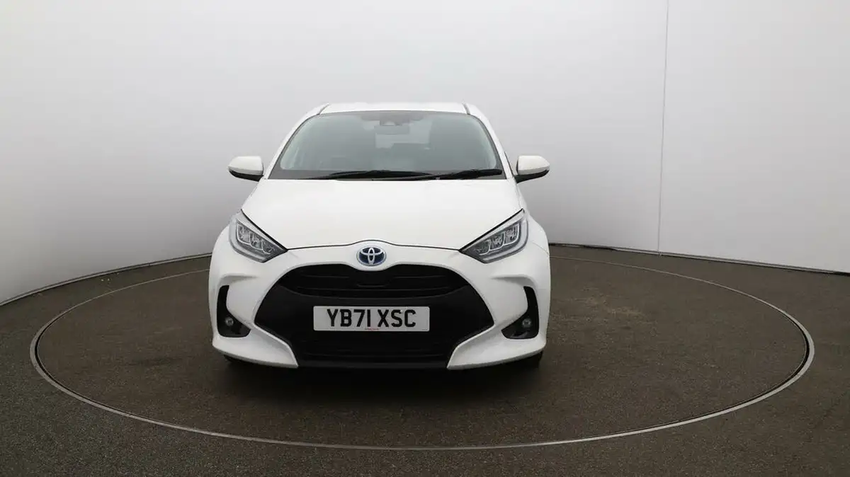 2022-toyota-yaris-15-vvt-i-design-big-32