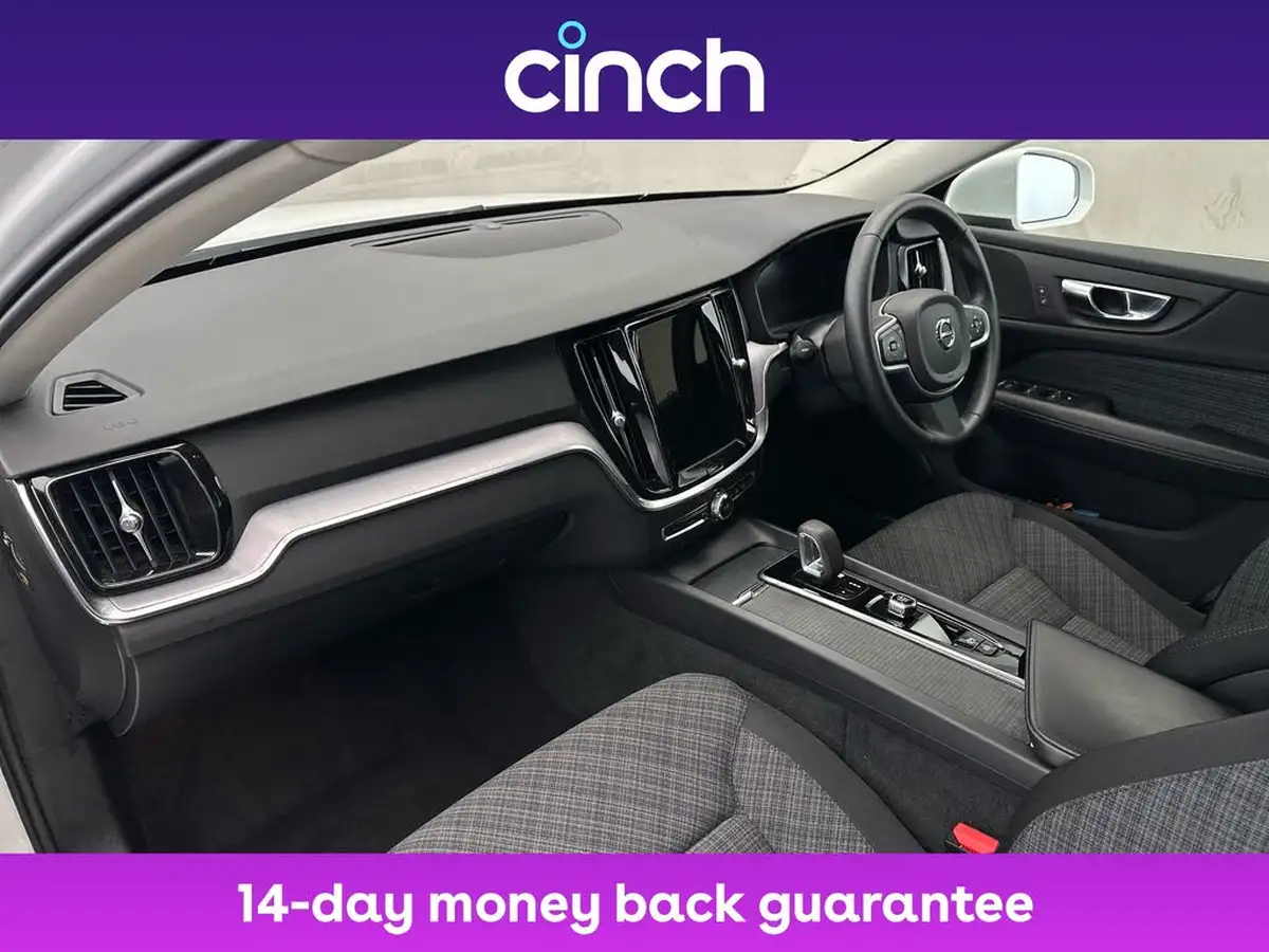 2021-volvo-v60-20td-b4-momentum-big-9