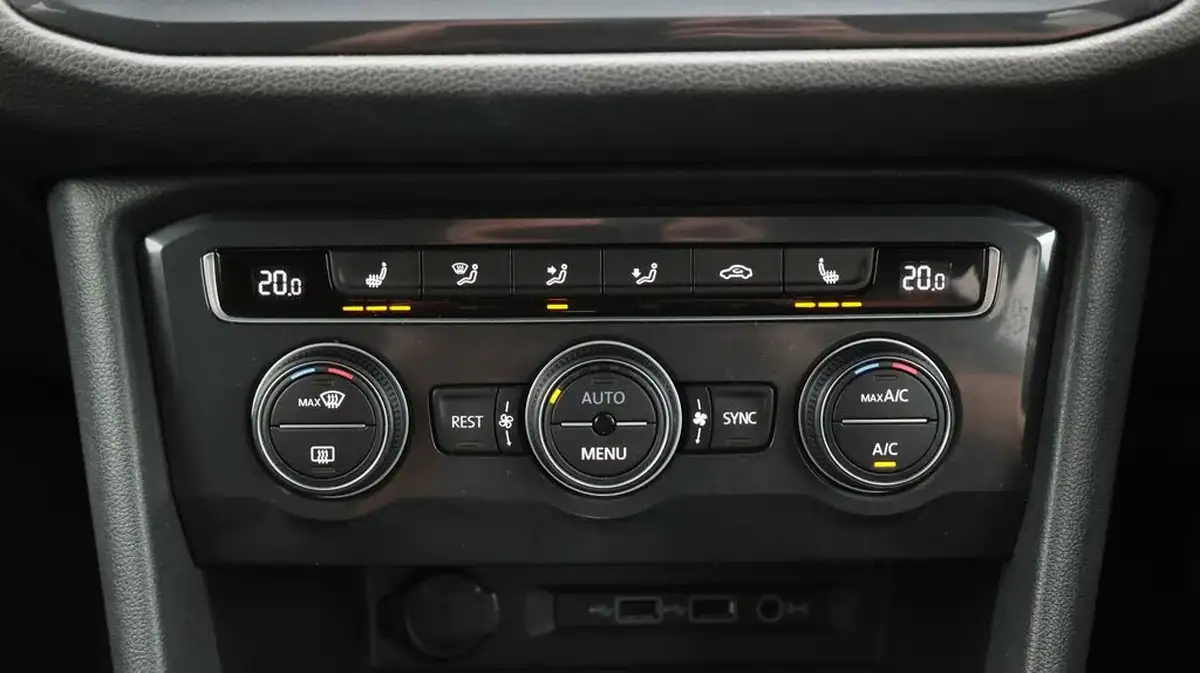 2020-volkswagen-tiguan-allspace-20tdi-match-150ps-4motion-dsg-big-12