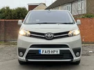 2019-toyota-proace-verso-small-63