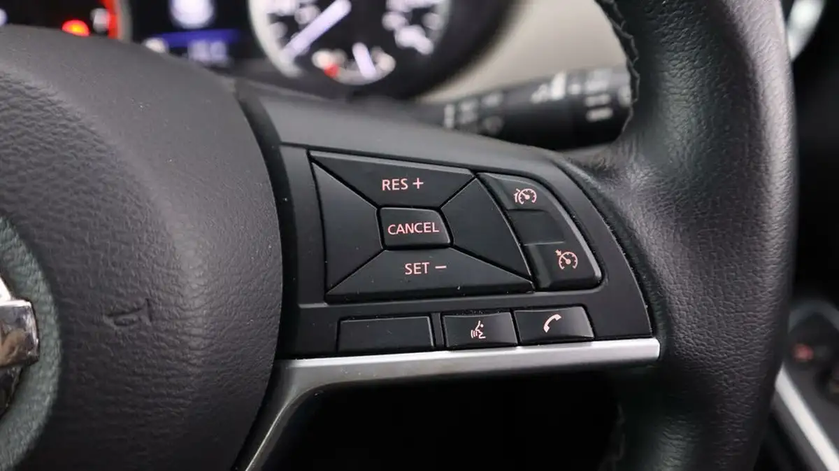 2022-nissan-micra-10-ig-t-tekna-cvt-big-23