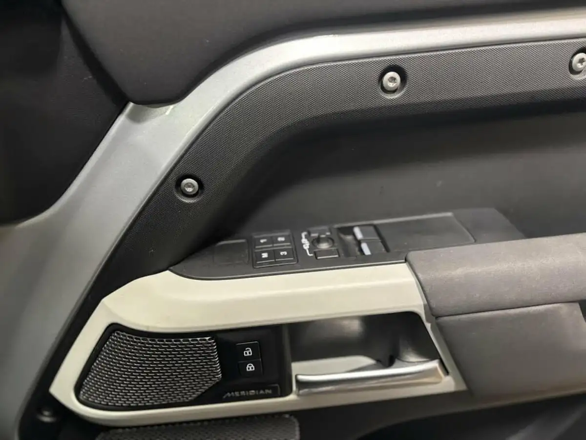 2022-land-rover-110-defender-30-d250-hard-top-se-110-2997cc-big-75