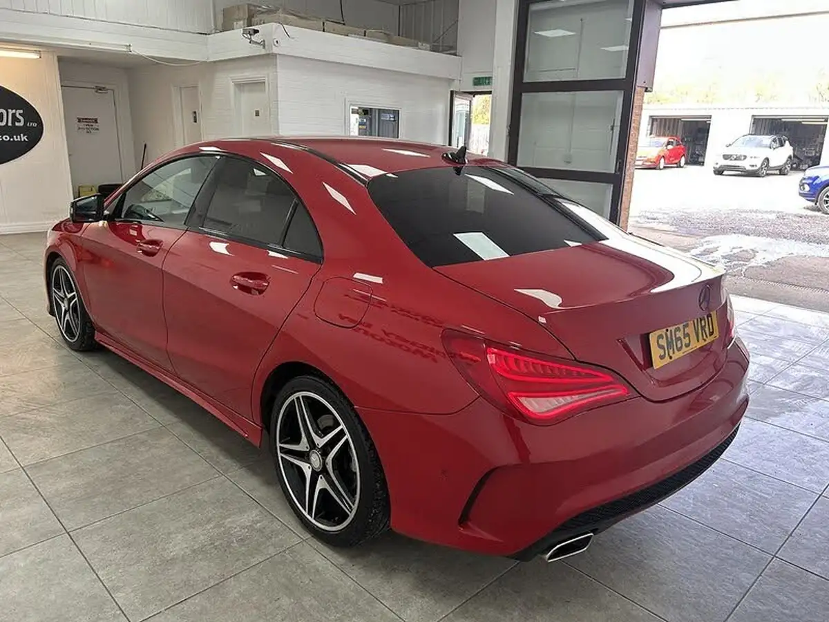 2015-mercedes-benz-cla-16-cla-180-amg-sport-122ps-ss-coupe-4d-7g-dct-big-4