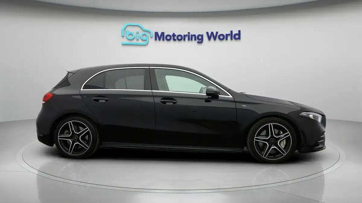 2020-mercedes-benz-a-class-20-a35-amg-executive-hatchback-5d-big-7
