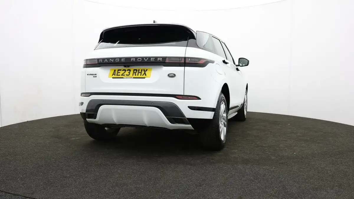 2023-land-rover-range-rover-evoque-15-p300e-r-dynamic-s-big-73