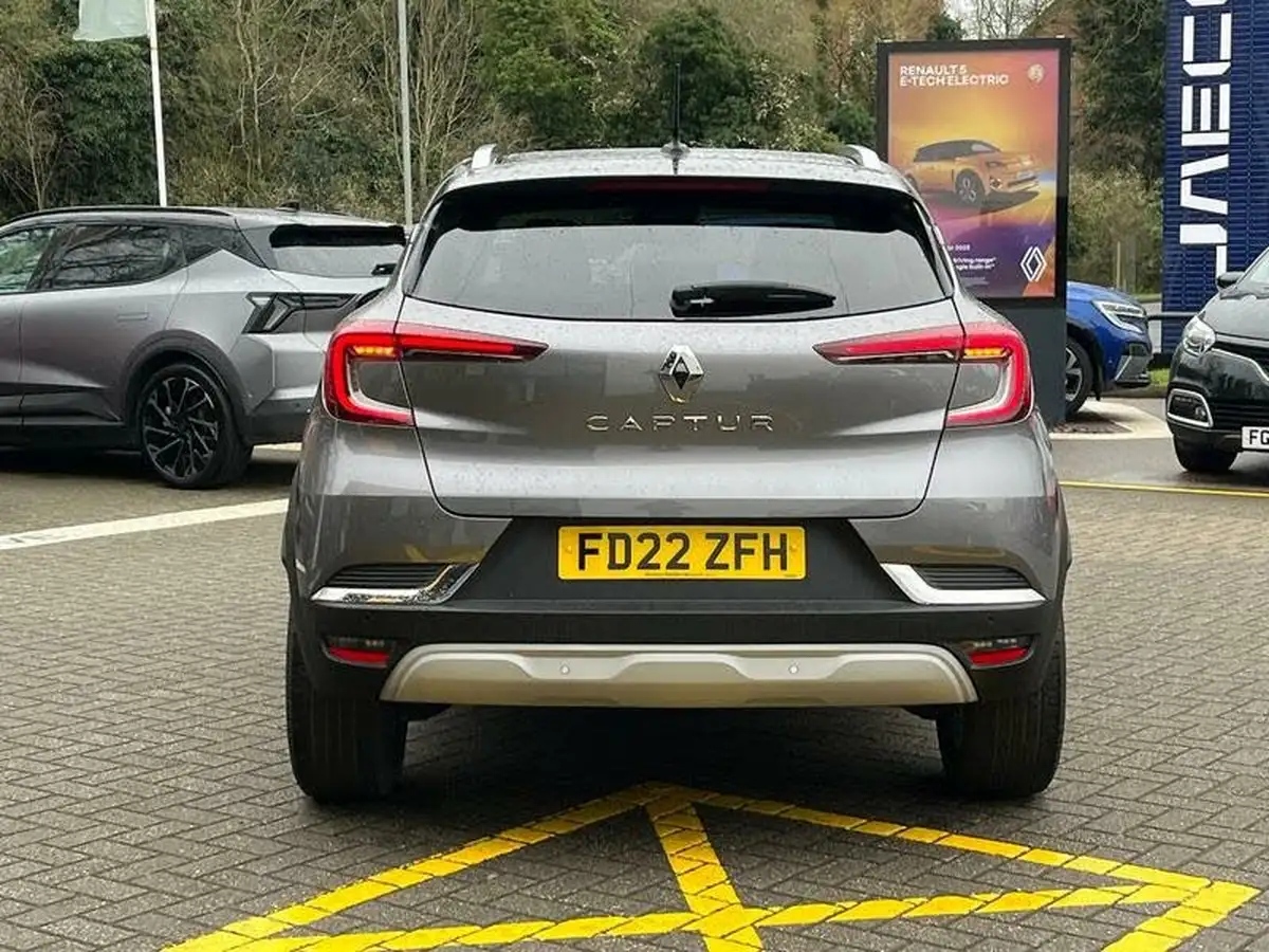 2022-renault-captur-13-tce-se-edition-big-3