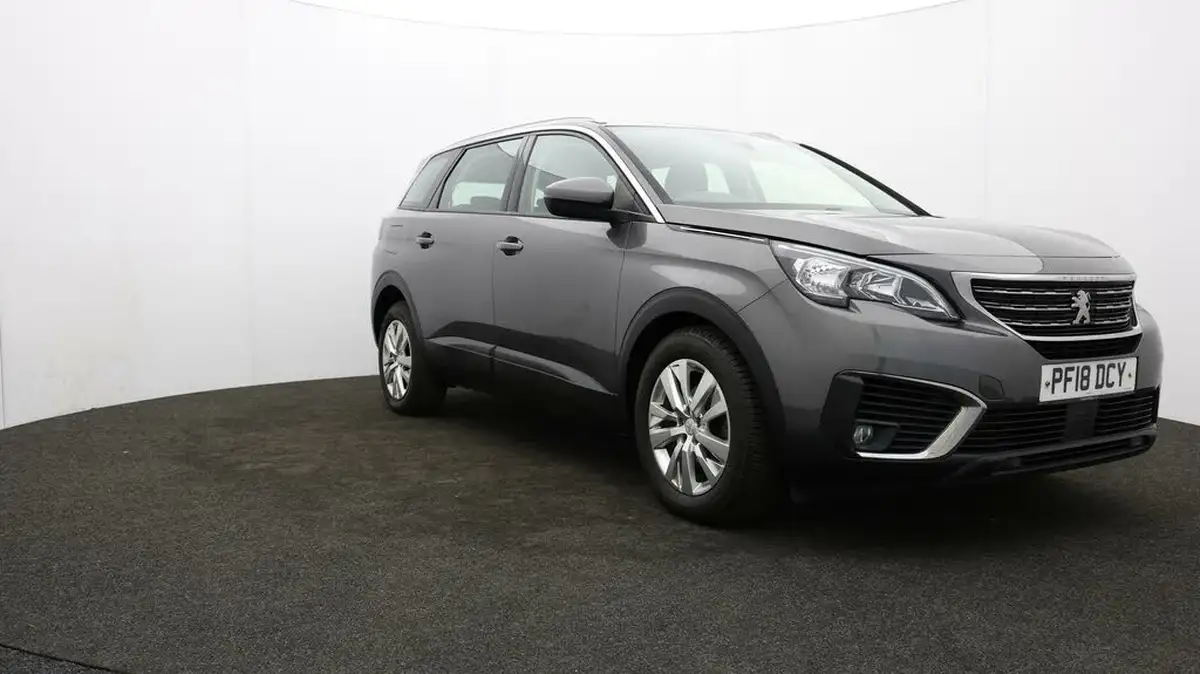 2018-peugeot-5008-suv-12-puretech-active-big-40