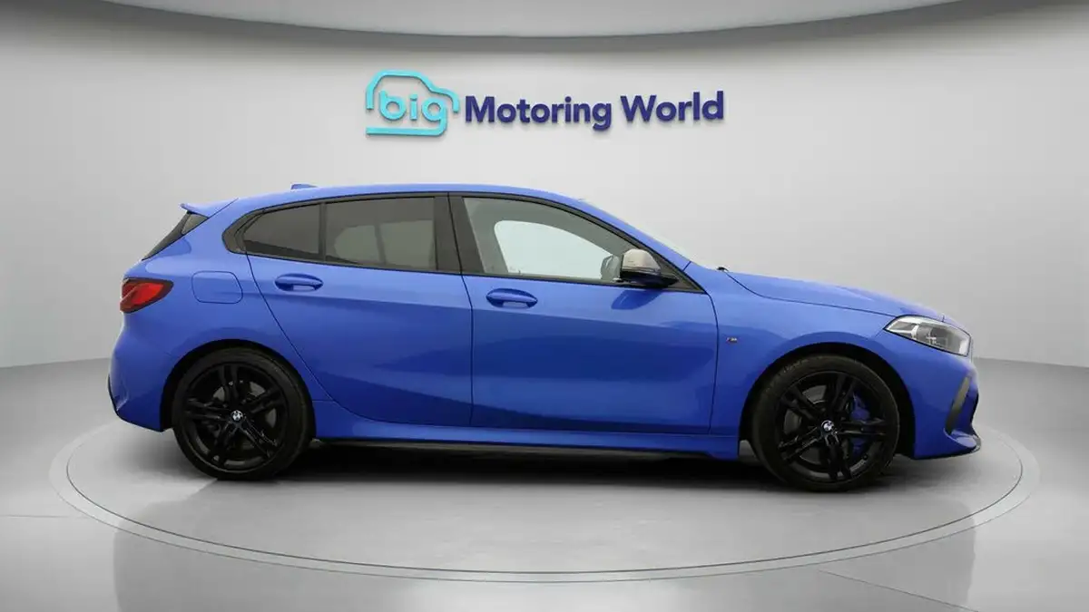2020-bmw-1-series-20-m135i-xdrive-big-7