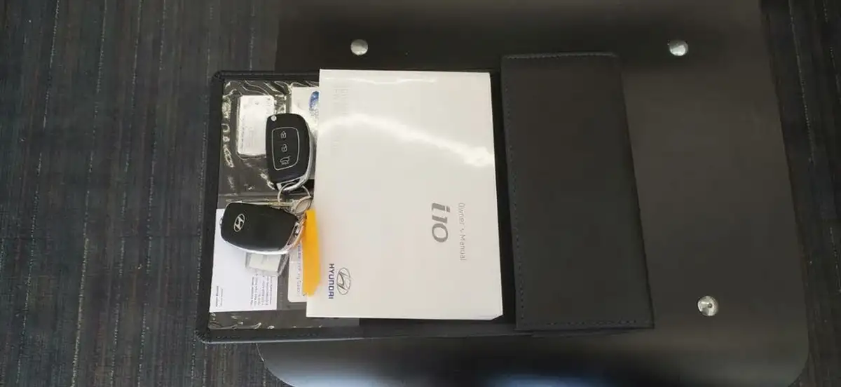 2014-hyundai-i10-10-se-big-49