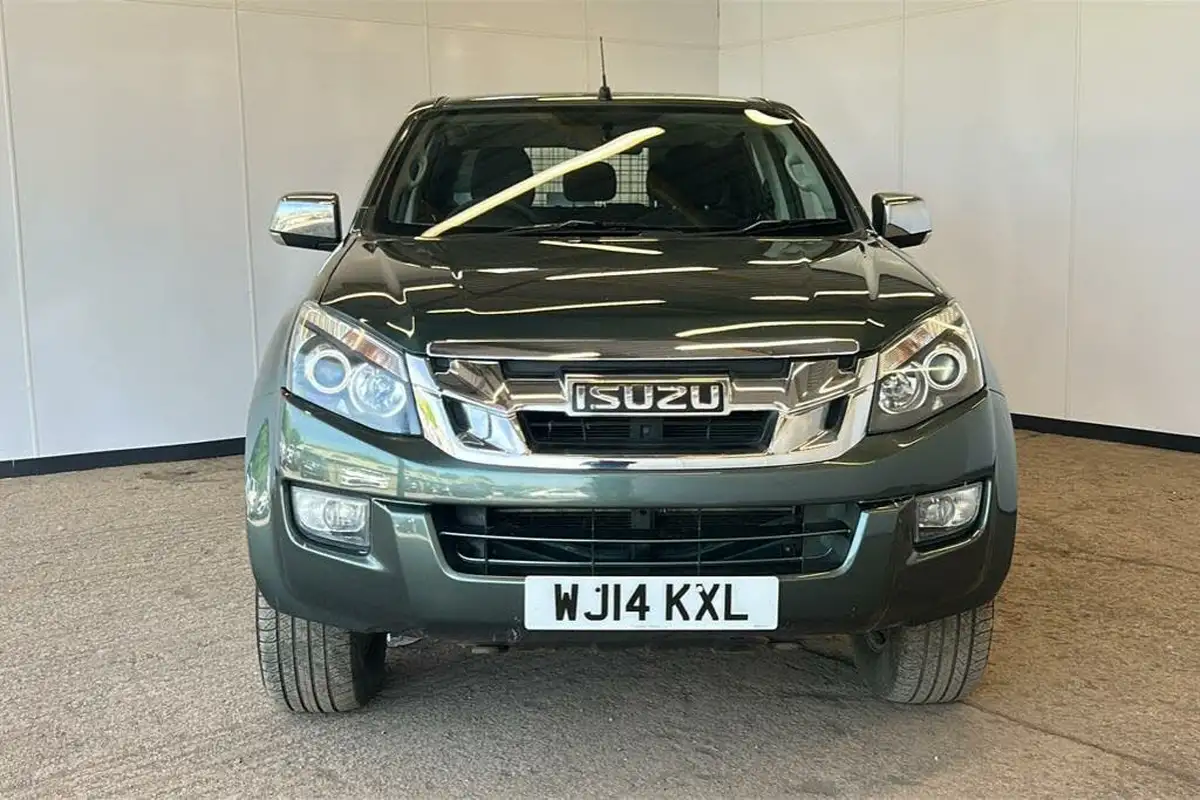 2014-isuzu-d-max-25td-yukon-double-pickup-big-4