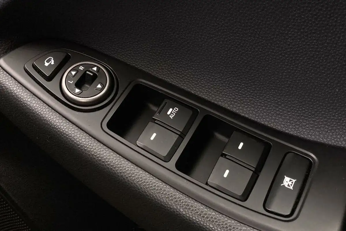 2019-hyundai-i20-10-t-gdi-premium-nav-isg-hatchback-5d-big-32