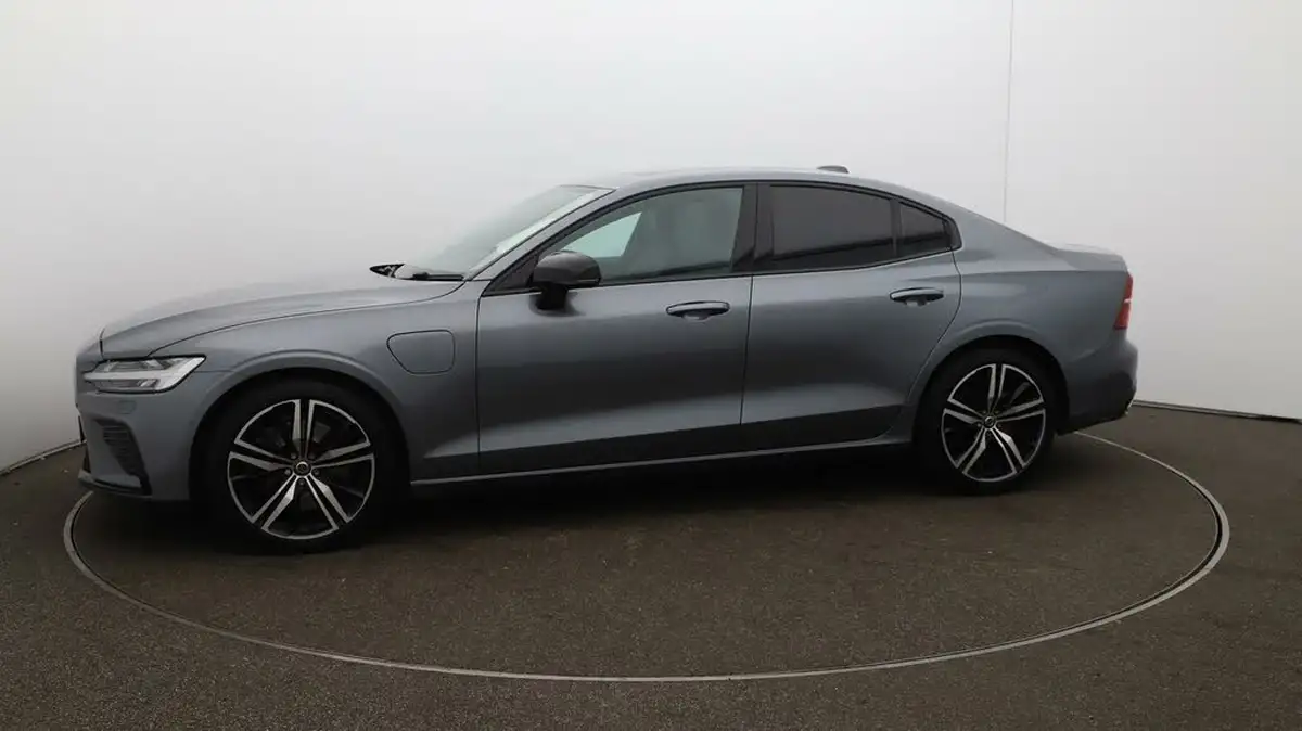 2021-volvo-s60-20-t8-r-design-plus-big-59