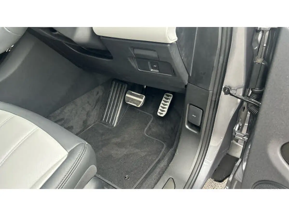 2024-land-rover-range-rover-evoque-20-d200-dynamic-se-big-38