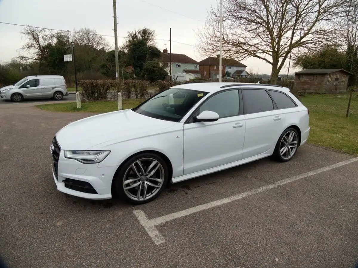 2017-audi-a6-avant-30tdi-quattro-black-edition-272ps-big-15
