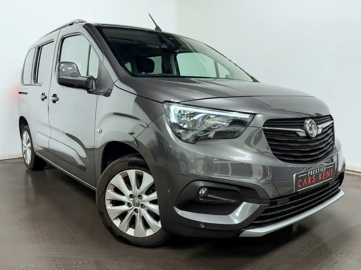 2020-vauxhall-combo-life-12i-elite-big-13