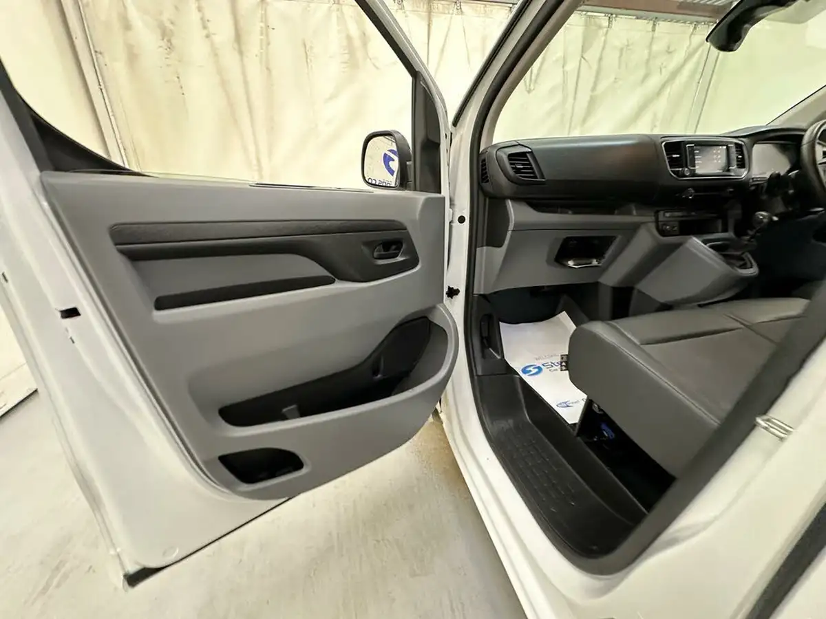 2021-vauxhall-vivaro-15td-2700-l1h1-sportive-120pseu6d-big-24