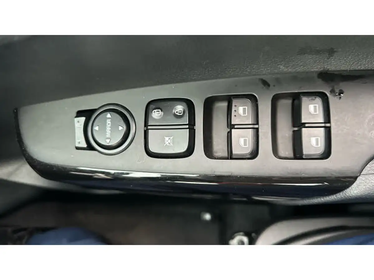 2024-kia-picanto-10-2-big-29