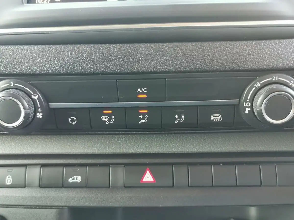2020-peugeot-expert-15-bluehdi-professional-compact-1000-big-23