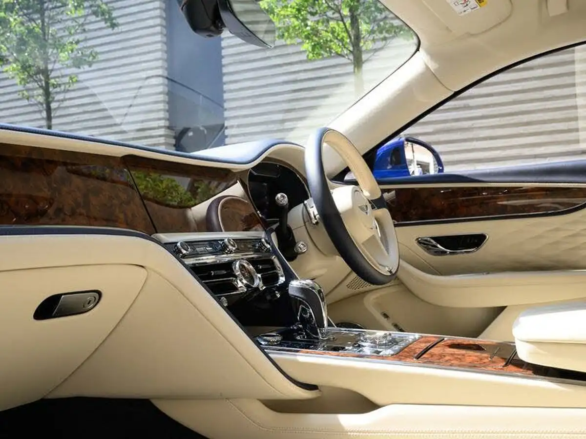 2020-bentley-flying-spur-60-w12-big-10