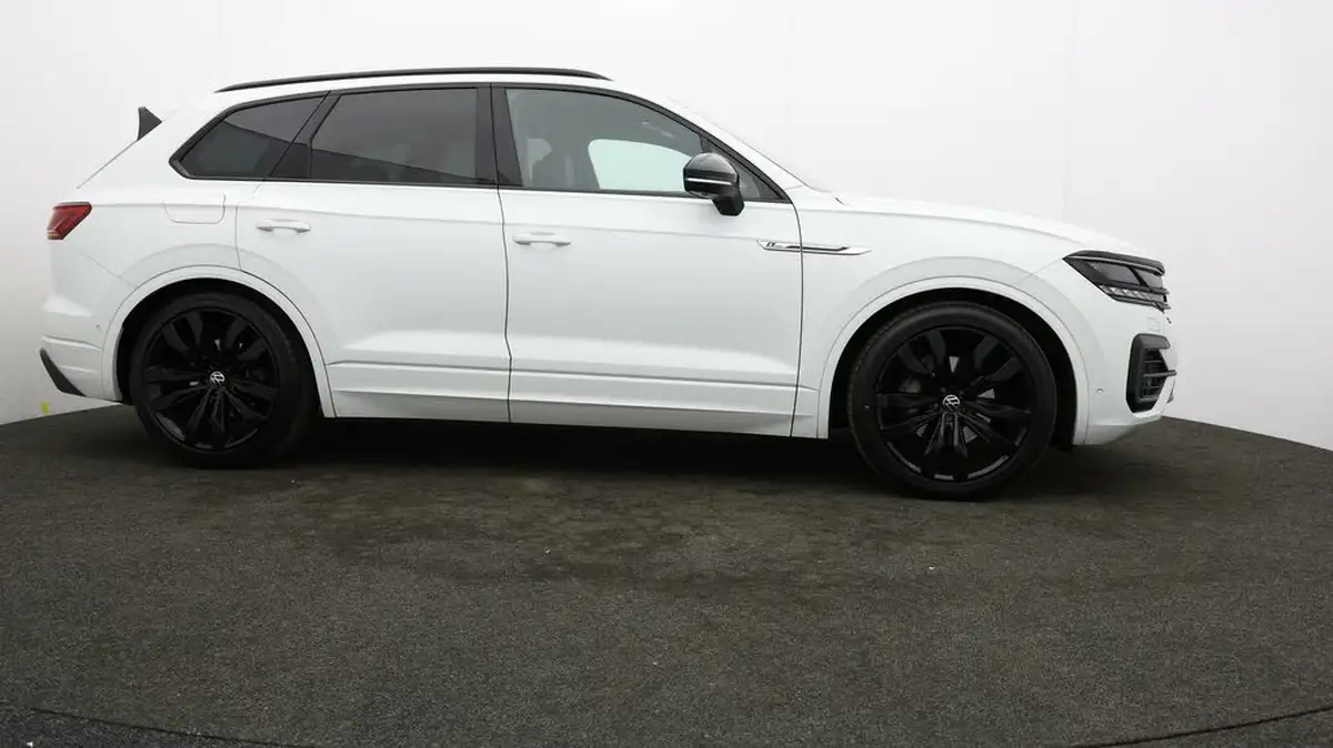 2021-volkswagen-touareg-30tdi-black-edition-286ps-big-32