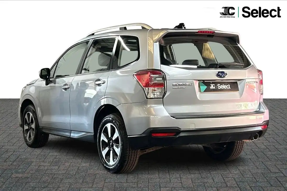 2018-subaru-forester-20-xe-premium-4x4-lineartronic-big-3