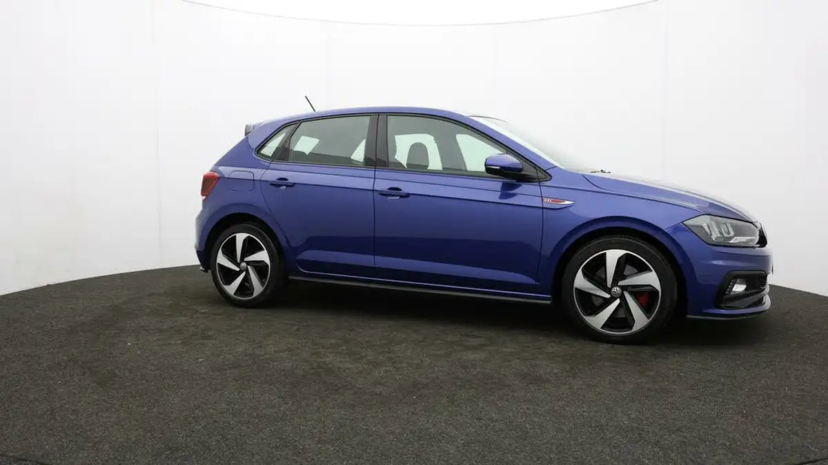 2019-volkswagen-polo-20-tsi-gti-big-35