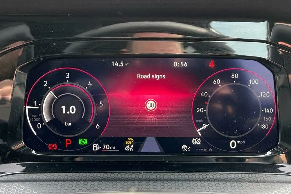 2021-volkswagen-golf-20tdi-gtd-big-12